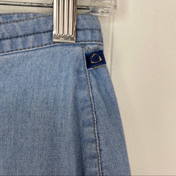 Liz Claiborne Tabitha Cropped Light Wash Wide Leg Chambray Pant 4P - Picture 4 of 13